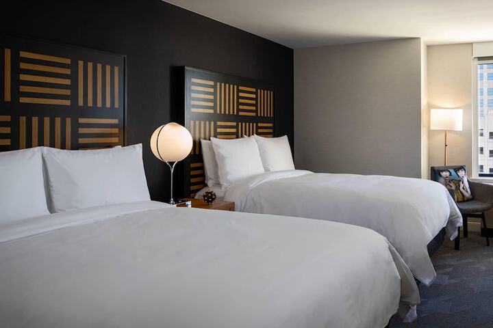 Renaissance Des Moines Savery Hotel