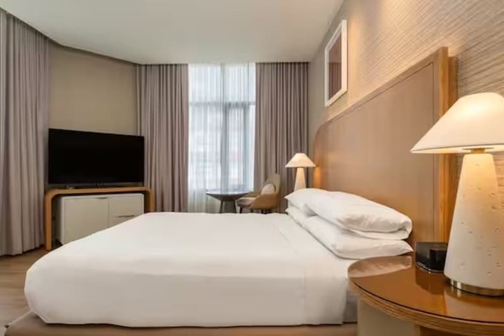 Room 29 of 92