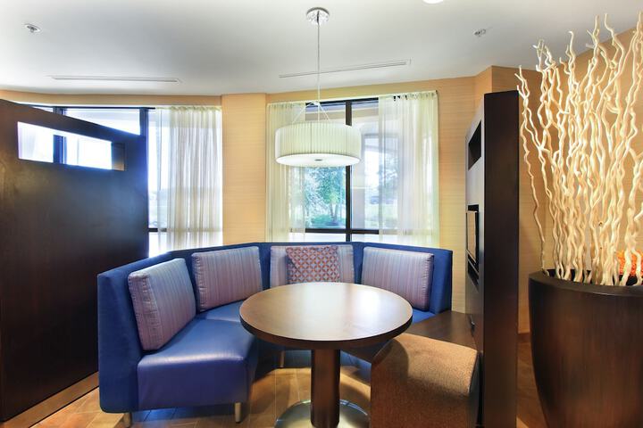Courtyard by Marriott Harrisburg West / Mechanicsburg