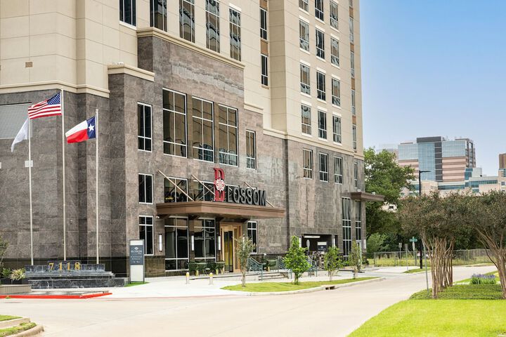 Hotel 4 of 82