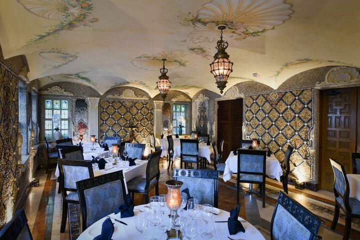 Dining 83 of 120