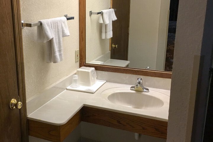 Room 19 of 35