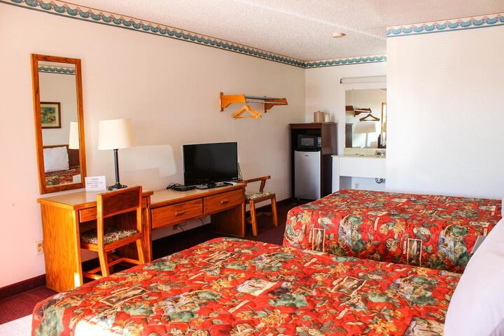 Room 27 of 30