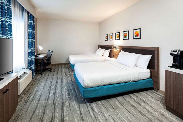 Room 22 of 50