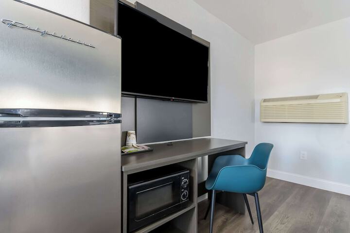 Studio 6 Suites Madera California - Yosemite