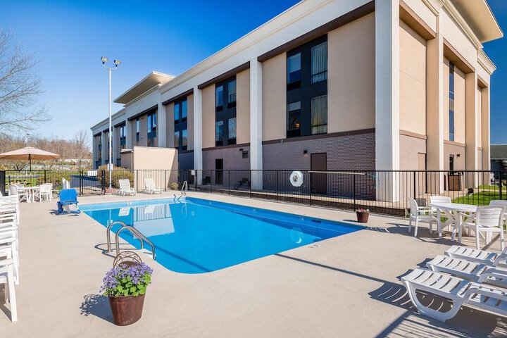 Pool 3 of 44
