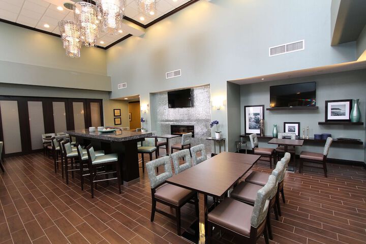 Hampton Inn & Suites by Hilton St. Johns Airport
