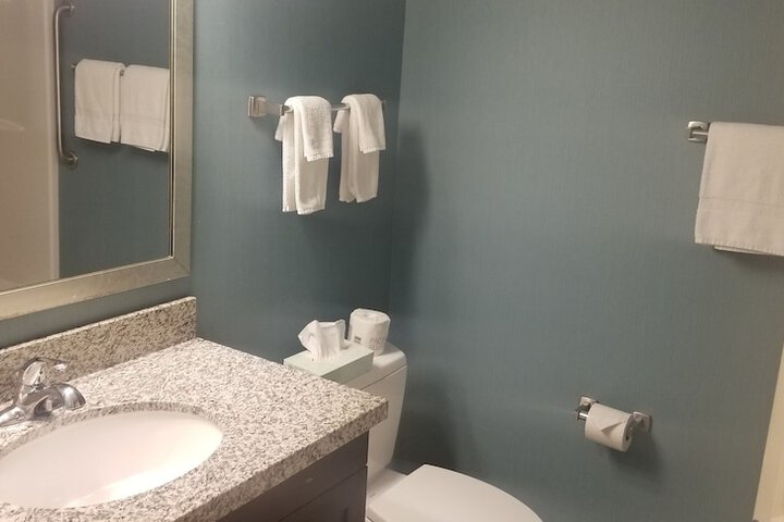 Room 10 of 35