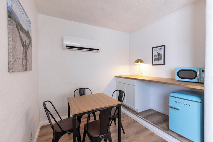 Room 48 of 71