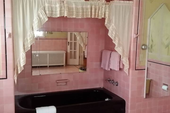 Room 16 of 59