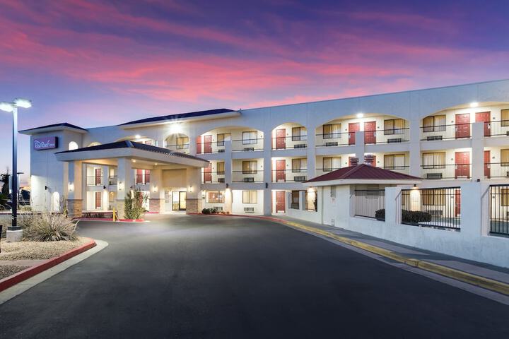 Hotel 6 of 42