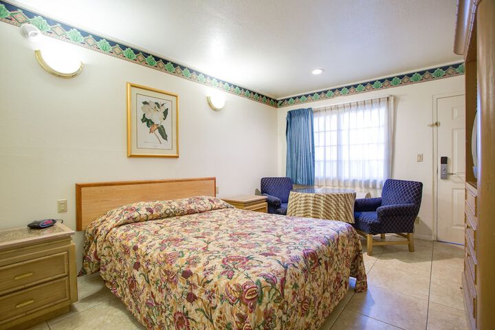 Room 20 of 39