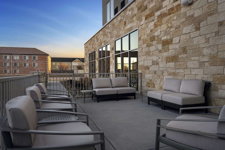 Terrace/Patio 28 of 28
