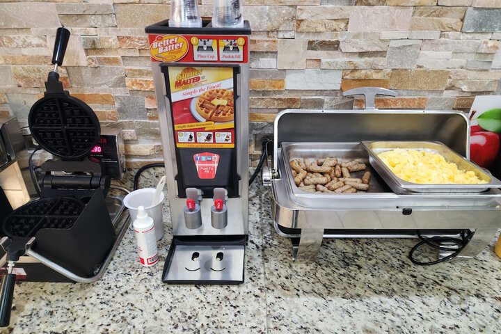 Breakfast/Coffee Service 41 of 42