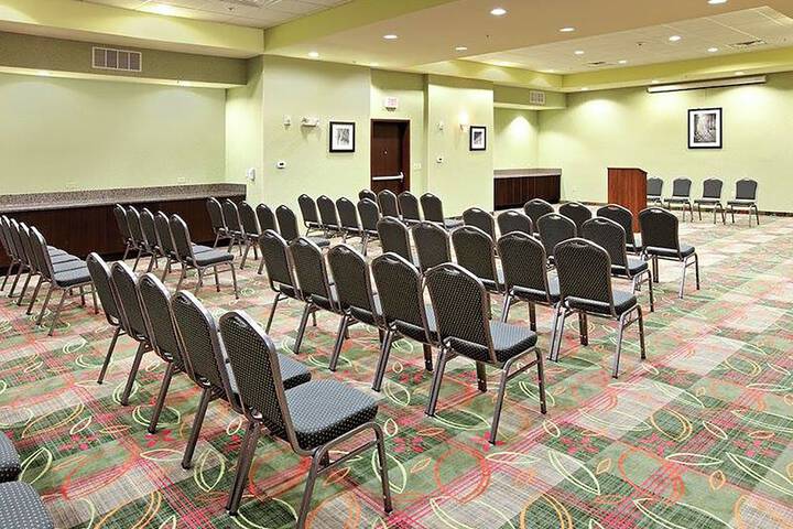 Holiday Inn Garland by IHG