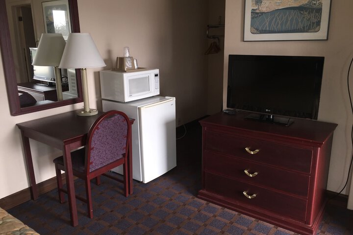 Room 18 of 34