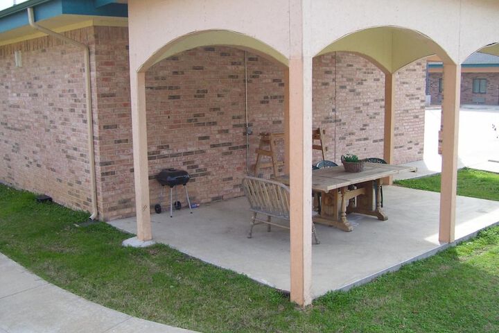 Terrace/Patio 28 of 32