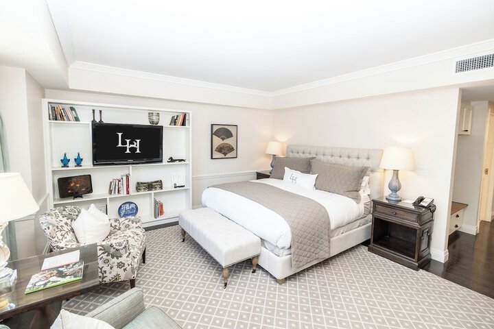 Room 30 of 57