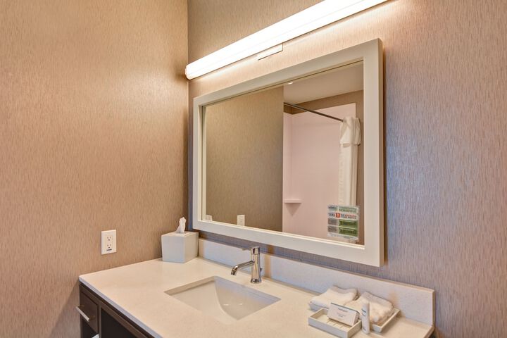 Home2 Suites by Hilton Palmdale CA