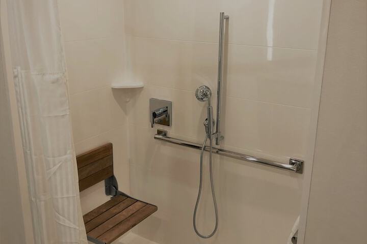 Room 15 of 41