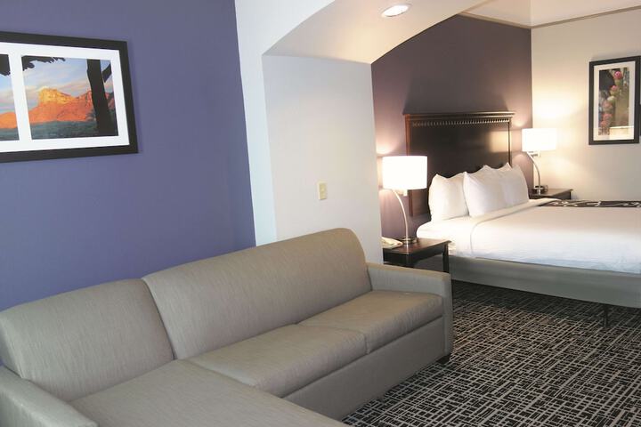Room 38 of 49