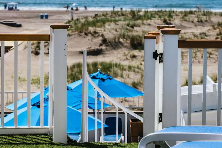 Beach 19 of 28