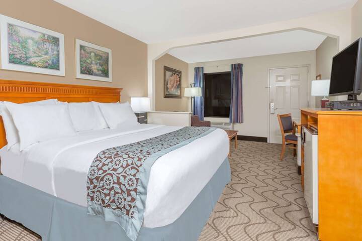 Room 14 of 20