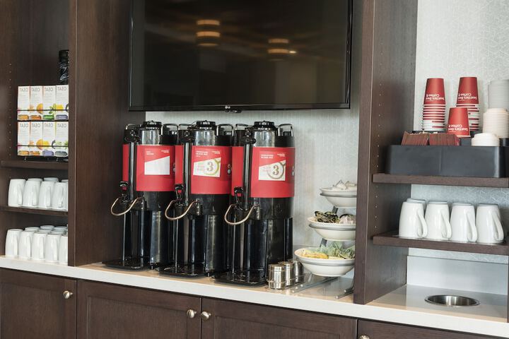 Breakfast/Coffee Service 25 of 31