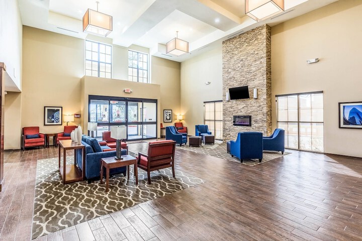 Comfort Suites Channelview - Houston East