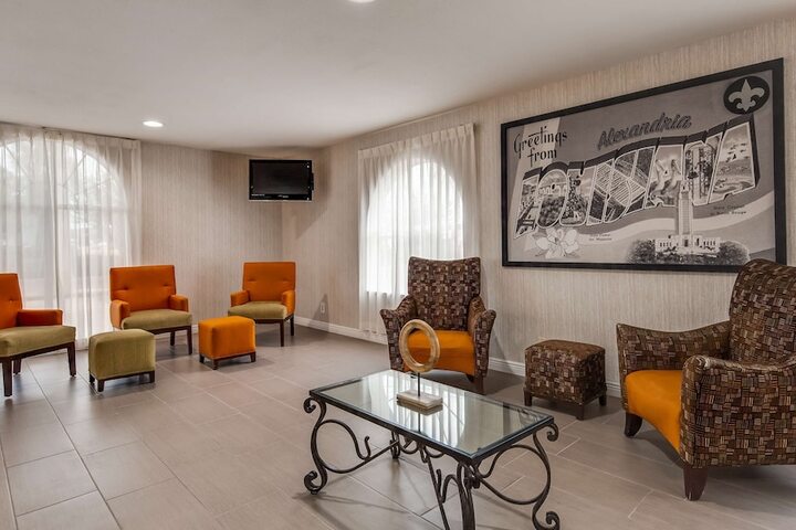 Hotel Interior 6 of 30
