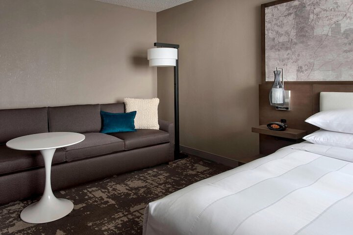 Room 20 of 42