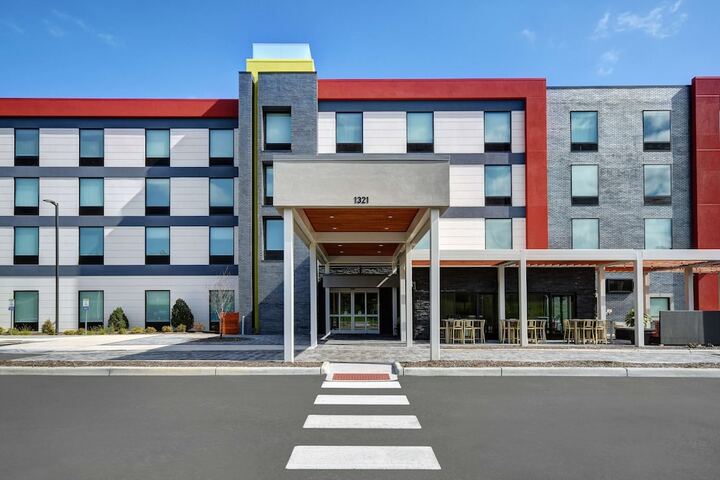 Hotel 2 of 40