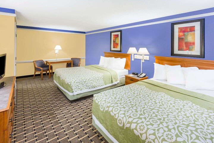 Room 15 of 21