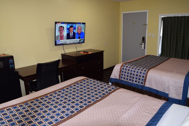 White Oaks Motel Pennsville / Carneys Point