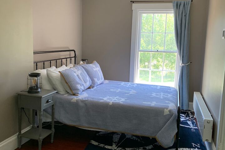 Room 12 of 52