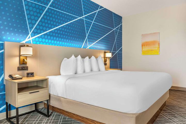 Comfort Inn & Suites Rapid City near Mt. Rushmore