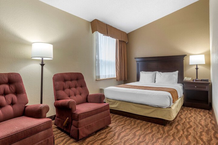 Room 21 of 49