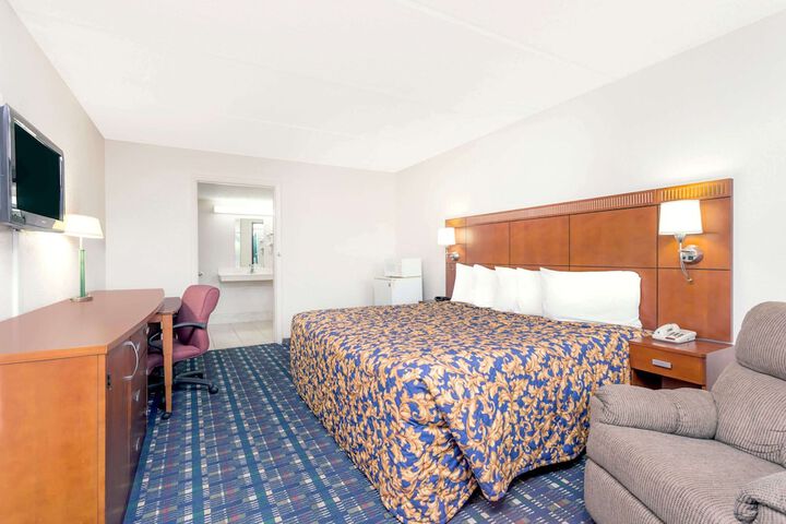 Room 21 of 25
