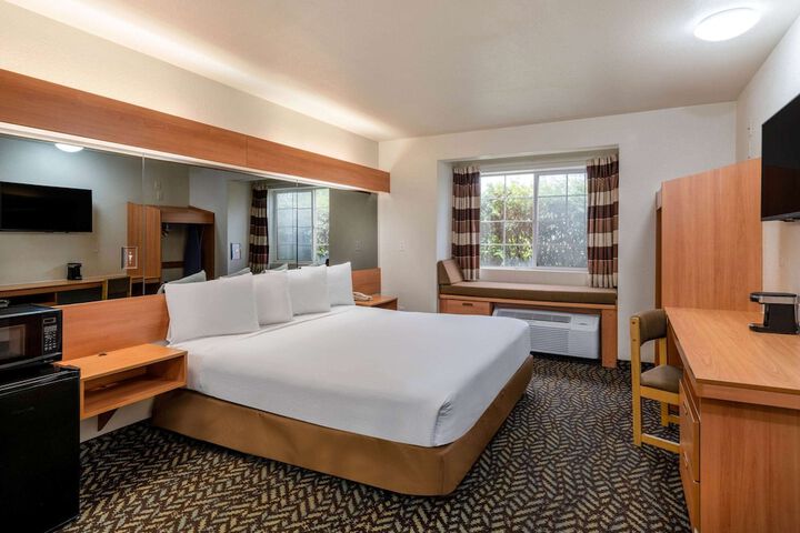 Room 14 of 52