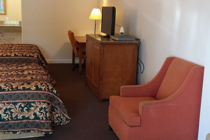 Room 11 of 47
