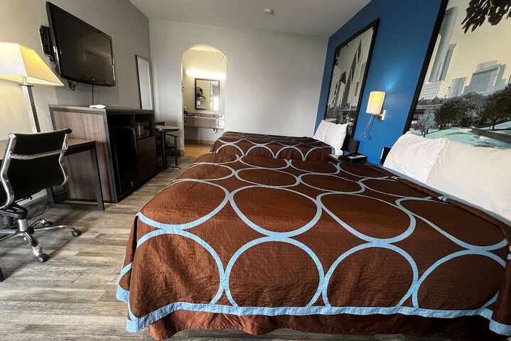 Room 20 of 32