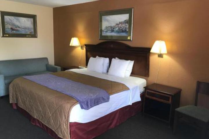Budget Inn Arcola