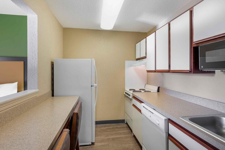 Extended Stay America Suites Cleveland Middleburg Heights