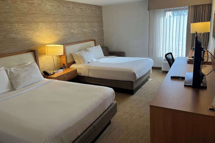 Room 29 of 47