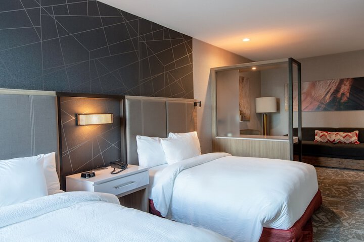 Room 20 of 35
