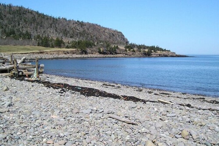 Gullivers Cove Oceanview Cottages