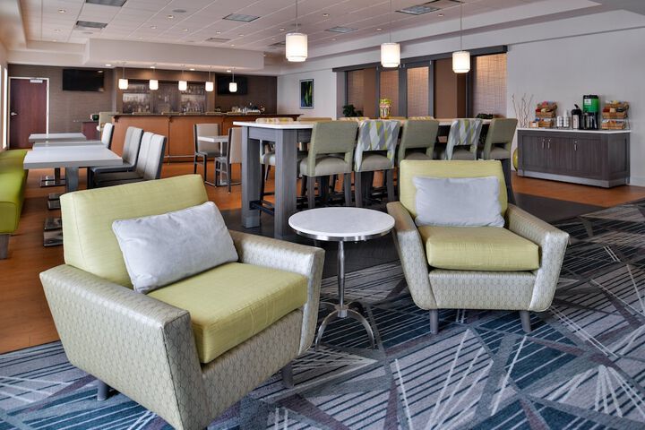 Holiday Inn Hotel & Suites Rochester - Marketplace by IHG