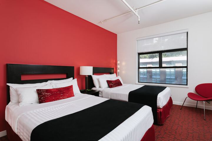 Room 18 of 32