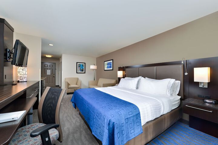 Holiday Inn Express St. Louis West - OFallon by IHG