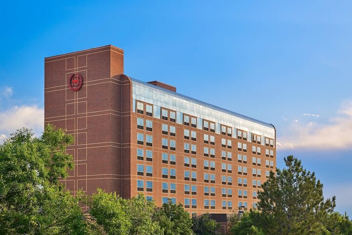 Hotel 2 of 43